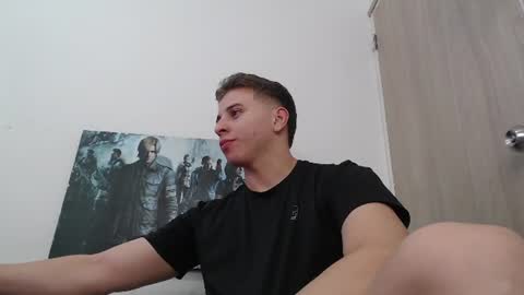 Snapshot of draco_boy2000 chatting on July 7, 12:02 am draco_boy2000 online show from July 7, 12:02 am