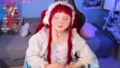 Snapshot of draculaura_ chatting on April 11, 11:36 am Draculaura online show from April 11, 11:36 am
