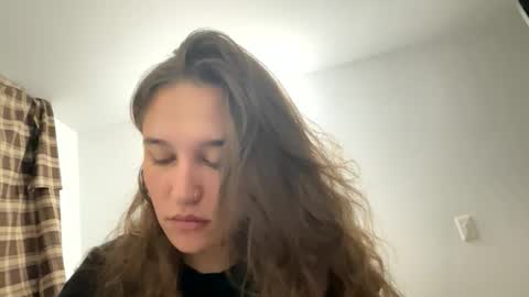 Snapshot of draculina69 chatting on March 1, 3:52 am draculina69 online show from March 1, 3:52 am