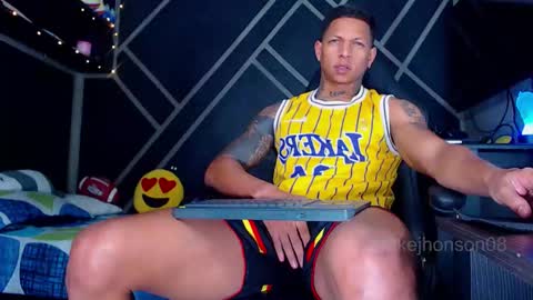 Drake online show from February 6, 3:33 am