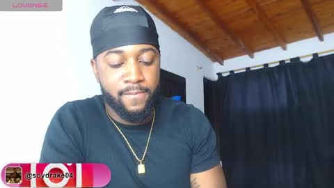 Snapshot of drake_nassir4 chatting on May 27, 3:36 am ---Drake--- online show from May 27, 3:36 am