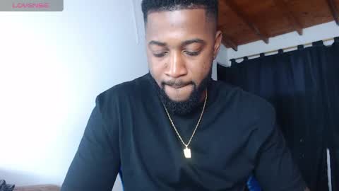 Snapshot of drake_nassir4 chatting on June 3, 3:42 am ---Drake--- online show from June 3, 3:42 am