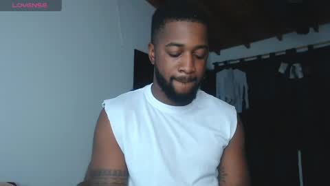 Snapshot of drake_nassir4 chatting on June 7, 5:44 am ---Drake--- online show from June 7, 5:44 am