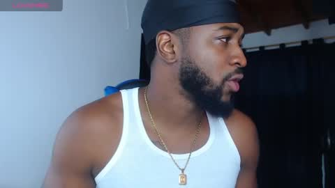 Snapshot of drake_nassir4 chatting on June 10, 3:50 am ---Drake--- online show from June 10, 3:50 am