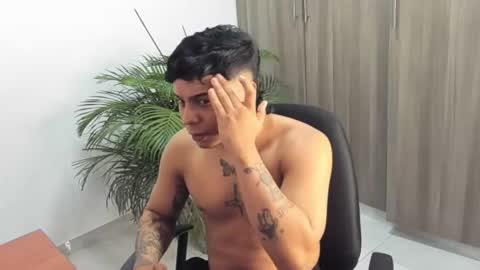 Snapshot of drake_the_kingmaster chatting on October 15, 8:20 pm ig kingmaster777 online show from October 15, 8:20 pm