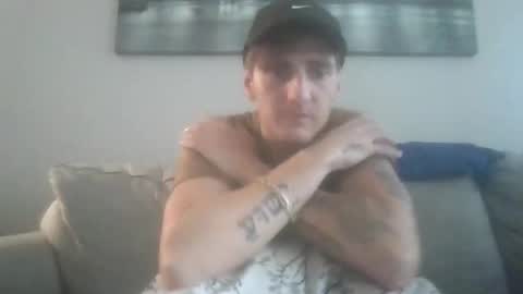 Snapshot of drakecalhoun chatting on October 27, 8:02 pm drakecalhoun online show from October 27, 8:02 pm