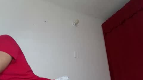 Snapshot of drakesonxx chatting on May 15, 9:55 pm Andrs Independent Model online show from May 15, 9:55 pm