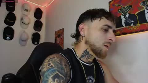 Snapshot of drako_lives_show chatting on July 8, 9:41 pm - NEW ACCOUNT Independent model online show from July 8, 9:41 pm