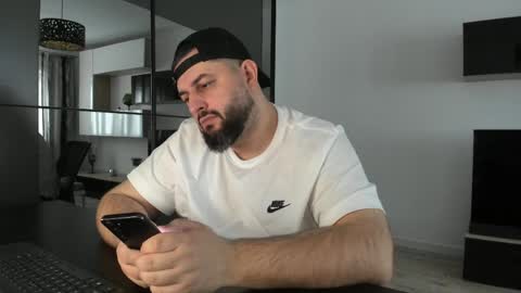 DravenPeak online show from March 27, 11:43 am