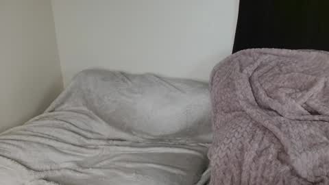 Snapshot of drayanicole1 chatting on December 24, 6:44 am Draya Nicole online show from December 24, 6:44 am