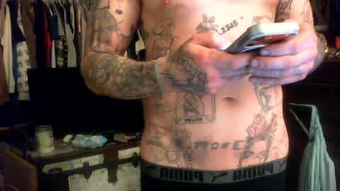 Snapshot of dreaded_folks chatting on February 9, 12:14 am dreaded_folks online show from February 9, 12:14 am