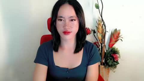 Snapshot of dream_bridexxx chatting on April 18, 7:07 pm alexa online show from April 18, 7:07 pm
