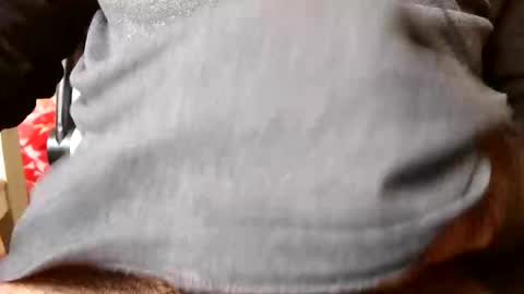 dream_man_ online show from April 13, 4:07 am