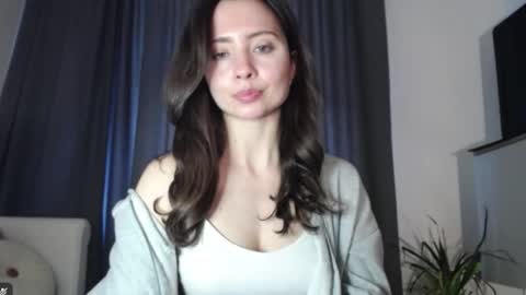 Nicole online show from February 16, 7:37 am