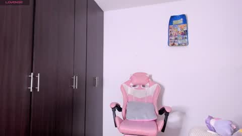 dream team online show from February 21, 11:00 am