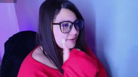 Snapshot of dreambooo_ chatting on May 13, 11:18 am C A M I L A online show from May 13, 11:18 am