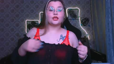 Snapshot of dreamforyoue2 chatting on May 17, 8:16 pm dreamforyoue2 online show from May 17, 8:16 pm