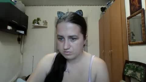 Snapshot of dreamiebelle chatting on November 5, 11:43 am dreamiebelle online show from November 5, 11:43 am
