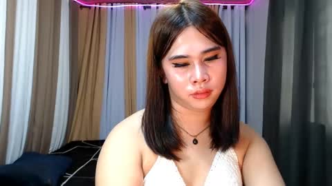 Stacy DONT FORGET TO FOLLOW ME AND THUMBS UP my wife samgrg2 online show from February 4, 1:23 am