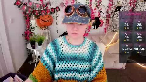 Snapshot of dreammyluna chatting on November 1, 9:39 pm Luna online show from November 1, 9:39 pm