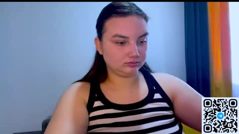Snapshot of dreamyblushfairy chatting on May 22, 7:48 am Mila online show from May 22, 7:48 am
