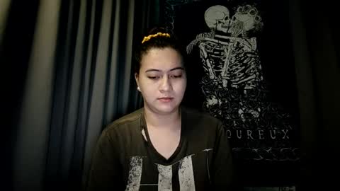 Snapshot of dreamycreamyst chatting on December 27, 10:26 pm dreamycreamyst online show from December 27, 10:26 pm