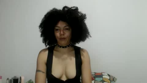 Snapshot of dreamylatina chatting on May 26, 1:56 am DreamyLatina online show from May 26, 1:56 am