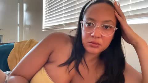 Snapshot of dreamyriri chatting on July 28, 4:16 pm RIRI OR DREAMY online show from July 28, 4:16 pm