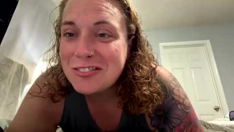 Snapshot of drew863901 chatting on June 7, 1:54 am drew863901 online show from June 7, 1:54 am