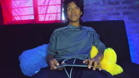 Snapshot of dreyk20 chatting on March 9, 10:36 pm Dreyk online show from March 9, 10:36 pm