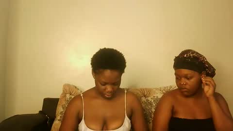 Snapshot of drip_doll_ chatting on April 19, 8:33 pm Kimberly online show from April 19, 8:33 pm