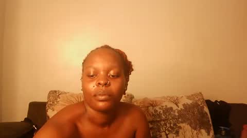 Snapshot of drip_doll_ chatting on April 24, 9:34 am Kimberly online show from April 24, 9:34 am