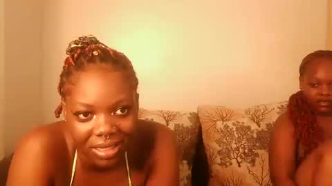 Snapshot of drip_doll_ chatting on April 24, 10:45 pm Kimberly online show from April 24, 10:45 pm