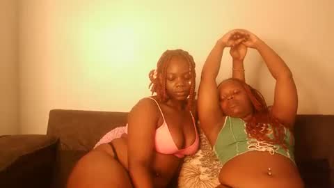 Snapshot of drip_doll_ chatting on April 28, 11:54 pm Kimberly online show from April 28, 11:54 pm