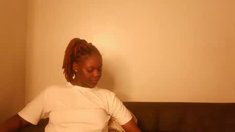 Snapshot of drip_doll_ chatting on May 1, 3:27 pm Kimberly online show from May 1, 3:27 pm