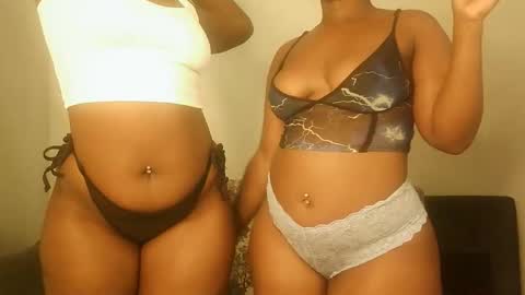 Snapshot of drip_doll_ chatting on May 5, 12:40 am Kimberly online show from May 5, 12:40 am