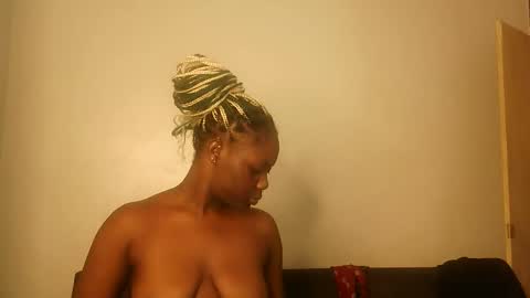 Snapshot of drip_doll_ chatting on May 10, 10:42 am Kimberly online show from May 10, 10:42 am