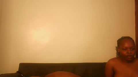 Snapshot of drip_doll_ chatting on May 11, 9:56 pm Kimberly online show from May 11, 9:56 pm