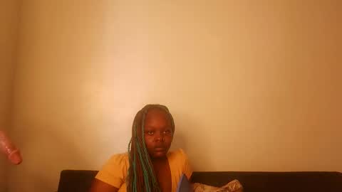 Snapshot of drip_doll_ chatting on May 14, 10:44 am Kimberly online show from May 14, 10:44 am