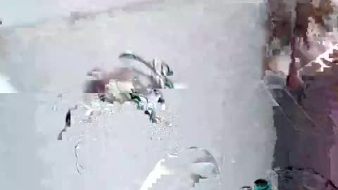 Snapshot of drip_doll_ chatting on May 28, 4:32 am Kimberly online show from May 28, 4:32 am