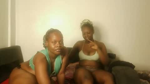 Snapshot of drip_doll_ chatting on May 29, 5:05 am Kimberly online show from May 29, 5:05 am