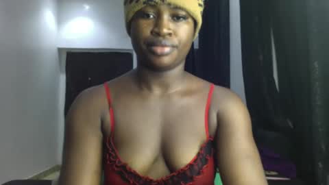 dripping_luna online show from December 31, 6:02 pm