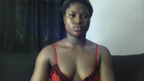 dripping_luna online show from January 5, 5:09 pm