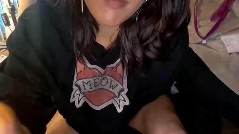 drippinglilygagwell online show from November 12, 2:12 am