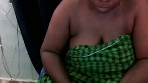 Snapshot of drippussy1 chatting on February 1, 10:08 pm Ebonypussy1 online show from February 1, 10:08 pm