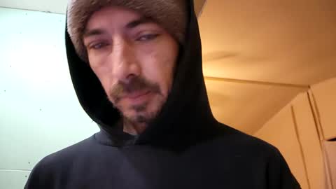 Inexperienced catfish online show from December 6, 1:33 pm