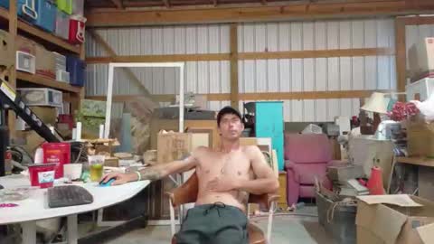Inexperienced catfish online show from May 13, 11:33 pm