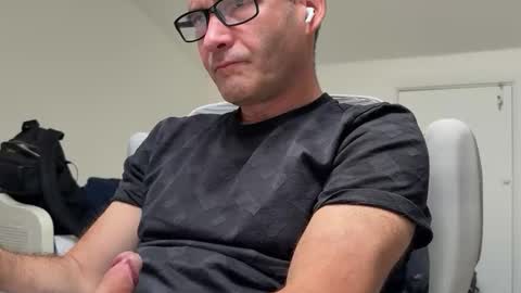 Snapshot of drnickarman chatting on October 17, 11:02 am Nick online show from October 17, 11:02 am