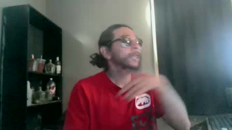 Snapshot of drogoloko233 chatting on April 21, 6:44 pm drogo lpkp online show from April 21, 6:44 pm