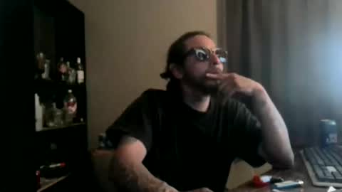 Snapshot of drogoloko233 chatting on April 27, 12:52 am drogo lpkp online show from April 27, 12:52 am
